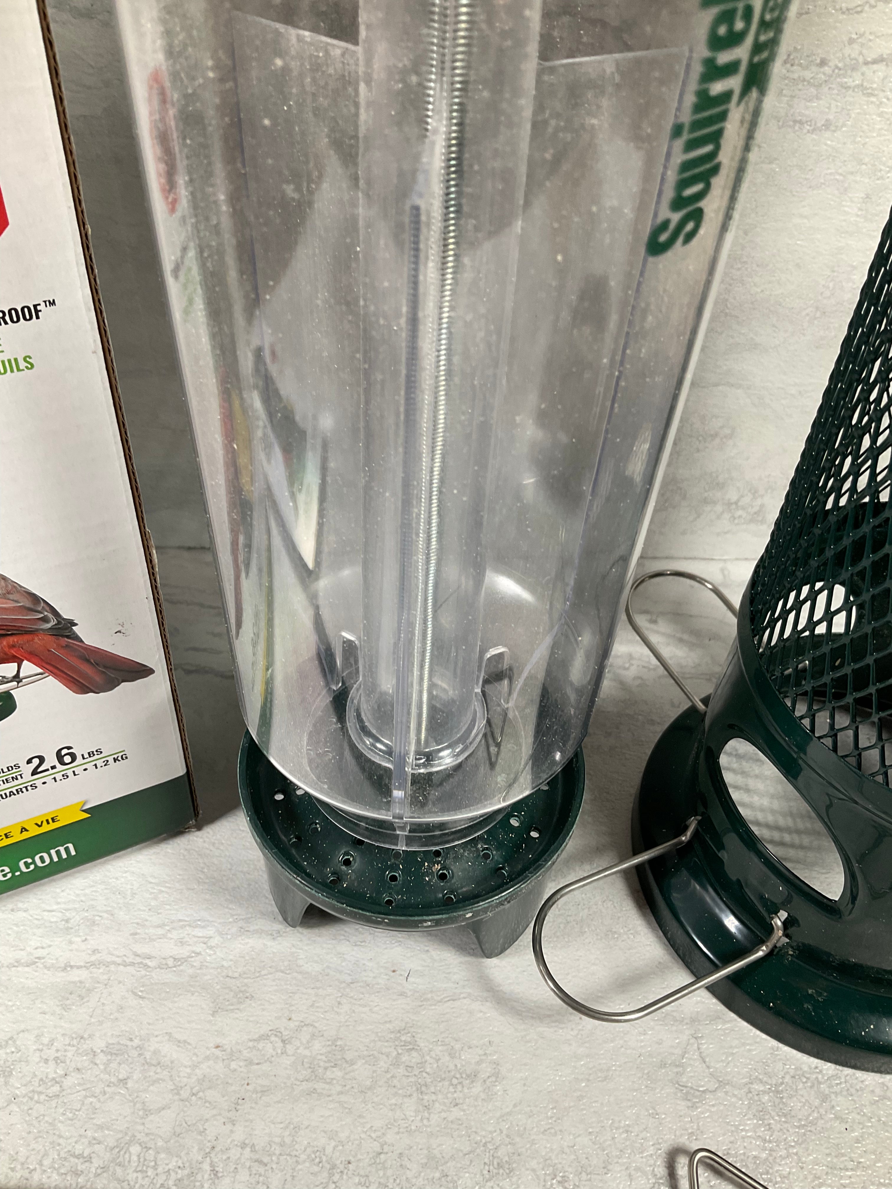 Squirrel Buster Legacy Squirrel-proof Bird Feeder w/4 Metal Perches (6957814579383)